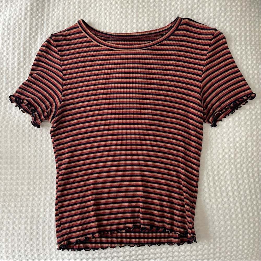 American Eagle crop top. Size M